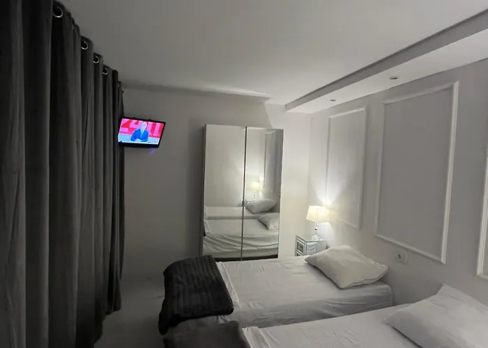 Parque Santiago 1 Luxury 229 Pool View